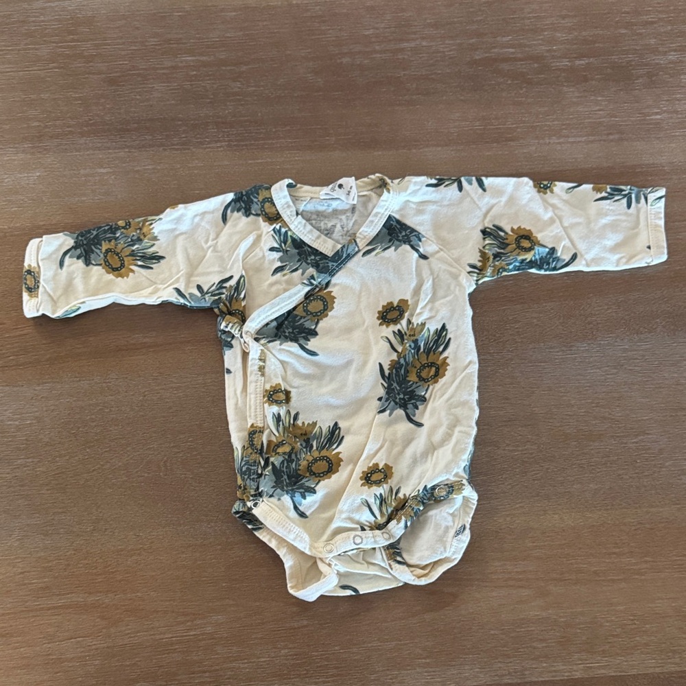Kate Quinn Cream and Green Floral Kids Bodysuit